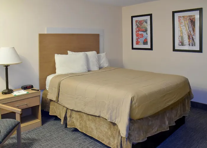 Town & Country Inn & Resort